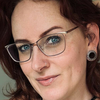 Herowngalaxy Meztelen