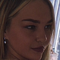 Herzqueen Meztelen