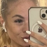 Hey Layla Meztelen