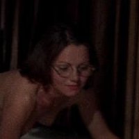 Hilary Holland Meztelen