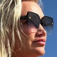Hollie-Jay Bowes Meztelen