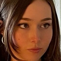 Holls8 Meztelen
