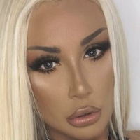 Holly Deacon Meztelen