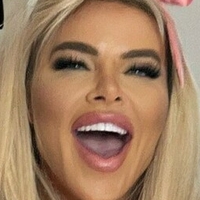 hollybarker Meztelen