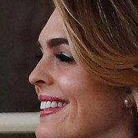 Hope Hicks Meztelen