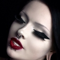 Horrific Temptress Meztelen