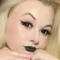 horrorcxnt Meztelen