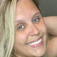 hotblondie95 Meztelen