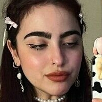huhlaynuh Meztelen