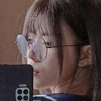 HyunIris Meztelen