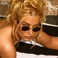 Iggy Azalea Meztelen
