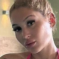 Ilaria Macrii Meztelen