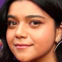 Iman Vellani Meztelen