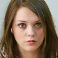 Imogen Rhiannon Meztelen