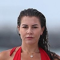 Imogen Thomas Meztelen