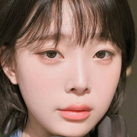 In Kang Kyung Meztelen