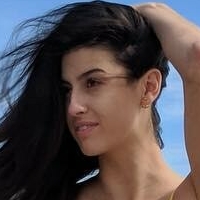 Irena Ilic Meztelen