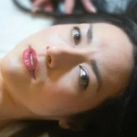 Isabel Love Meztelen