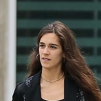 Isabel Pakzad Meztelen