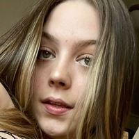 Isabelle Ryan Meztelen