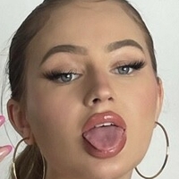 Iulia Valentina Meztelen