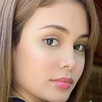Ivana Alawi Meztelen