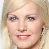 Ivonne Schoenherr Meztelen