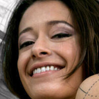 Izzy Bell Meztelen