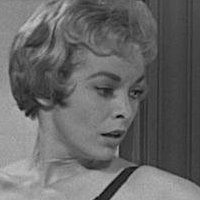 Janet Leigh Meztelen
