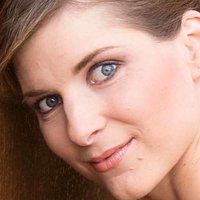 Jasmin Georgi Meztelen