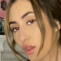 Jena Wolfy Meztelen