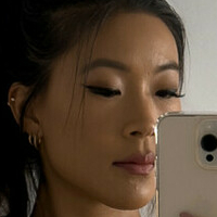 Jennifer Chong Meztelen