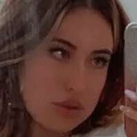 Jennifer Madeleine Meztelen