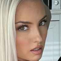 jenniferlevii Meztelen