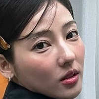 Jeon Jisu Meztelen