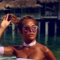 Jessica Book Meztelen