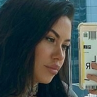 Jessica Brody Meztelen