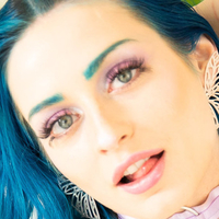 jewelzblu Meztelen