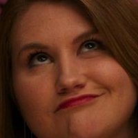 Jillian Bell Meztelen