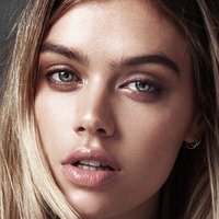 Joanna Halpin Meztelen