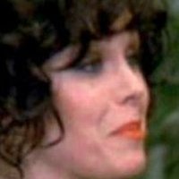 Joanna Lumley Meztelen