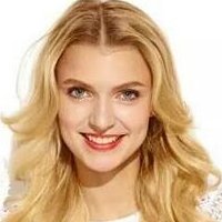 Jolina Fust Meztelen