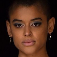 Jordan Alexander Meztelen