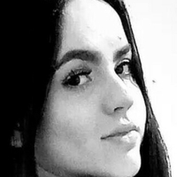 Jordana Polazi Meztelen