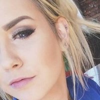 Josephine Nicole Meztelen