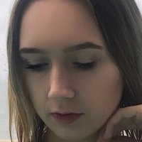 Josyli Meztelen