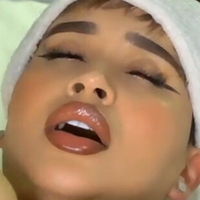 Juicy Lips Meztelen