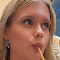 Jule Jensen Meztelen