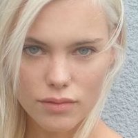 Julia Almendra Meztelen