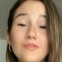 Julia Ayers Meztelen
